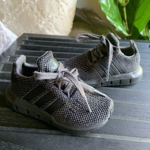 Toddler Adidas swift run shoes